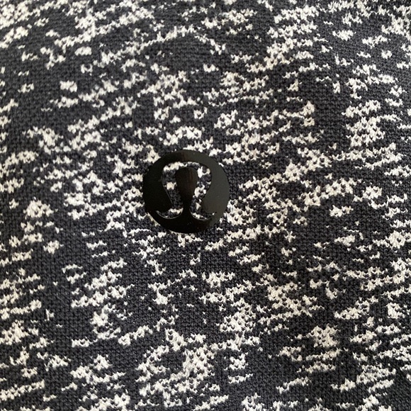 ❤️ Lululemon Rest Less Half Zip Pullover Size 6 - Picture 3 of 10